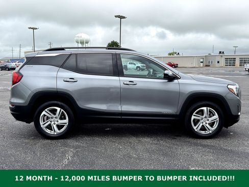 Certified 2018 GMC Terrain SLE w/ Driver Convenience Package AWD/4WD image 2