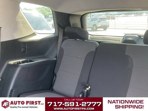 Used 2021 Chevrolet Traverse LS FWD image 7