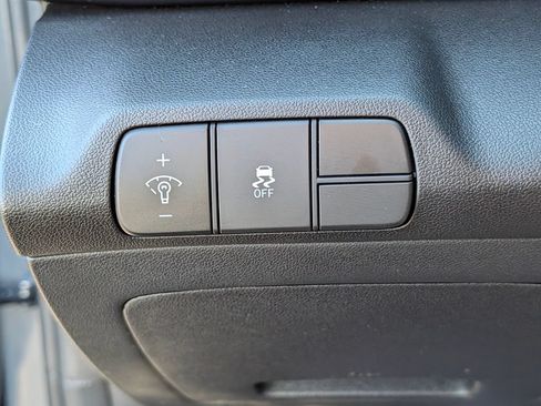 Certified 2026 Hyundai Elantra Sport FWD image 29