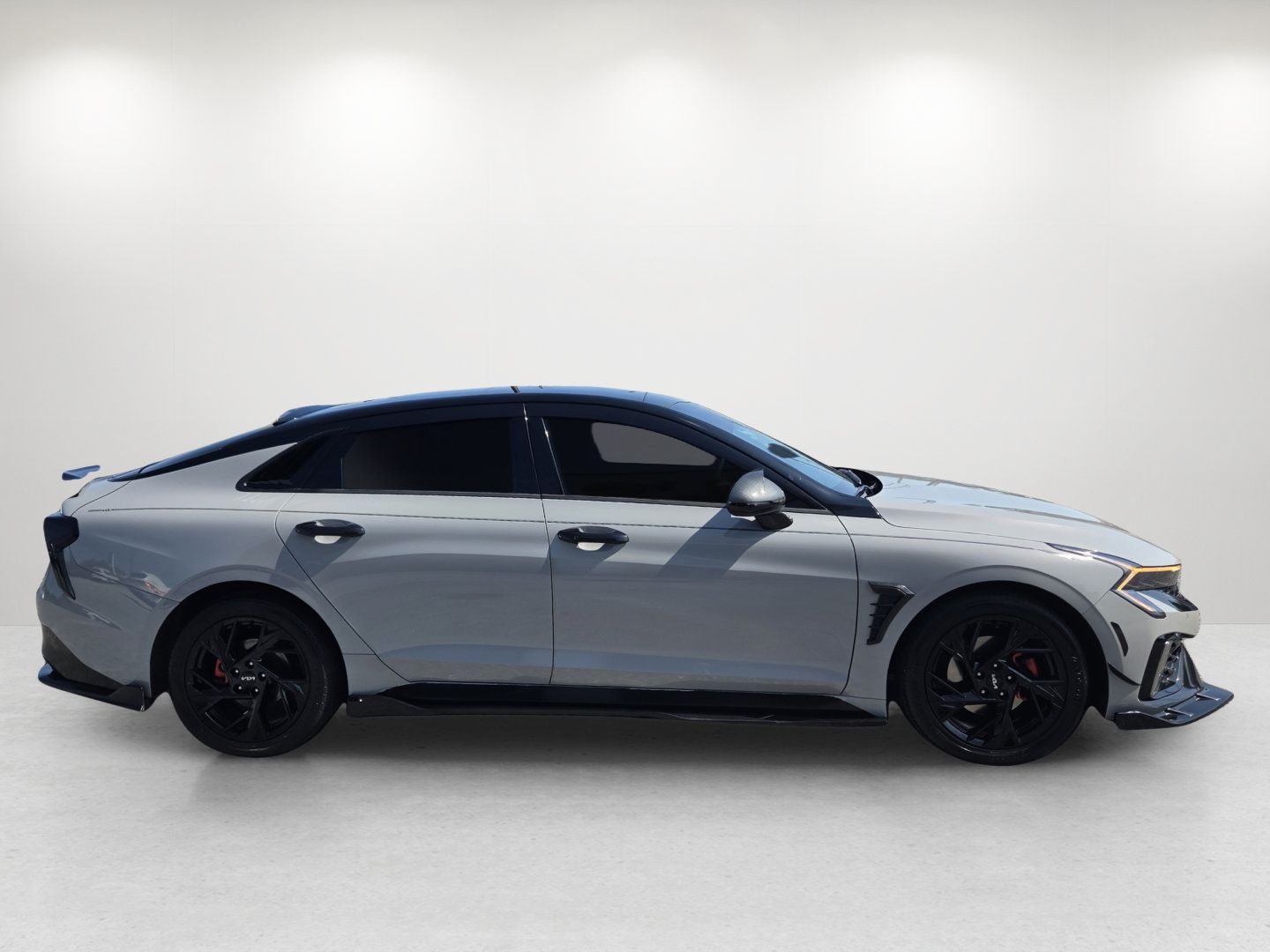 Used 2025 Kia K5 GT-Line w/ GT-Line Premium Package FWD image 4