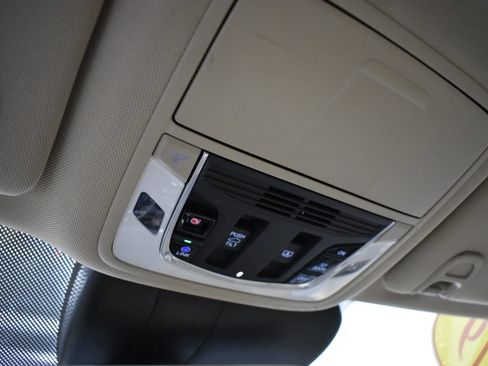 Used 2019 Acura RDX FWD w/ Advance Package image 27