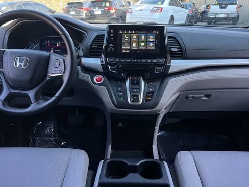 Used 2020 Honda Odyssey EX image 16