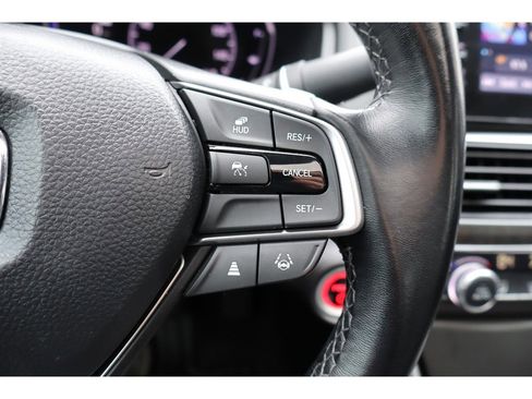 Used 2022 Honda Accord Touring image 38