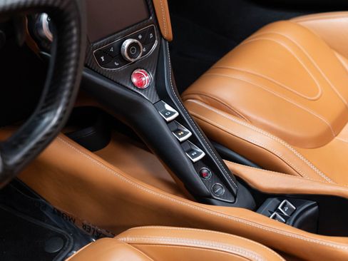 Used 2020 McLaren 720S Luxury RWD image 16