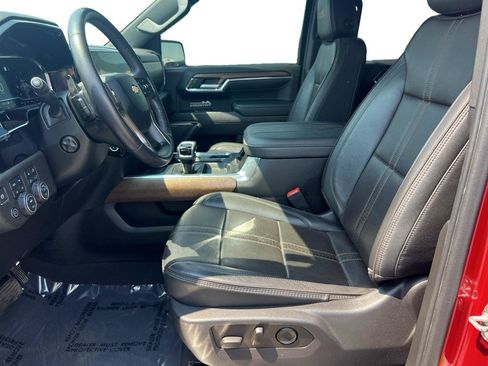 Used 2023 Chevrolet Silverado 1500 High Country AWD/4WD image 9