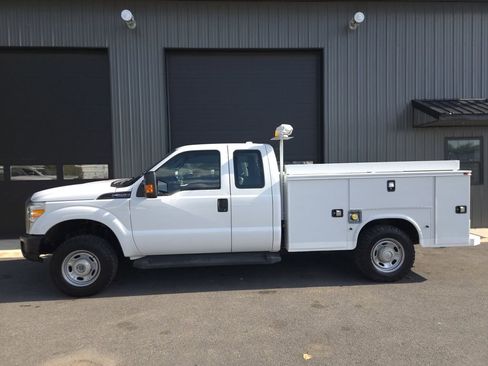 Used 2015 Ford F250 XL w/ Power Equipment Group image 1
