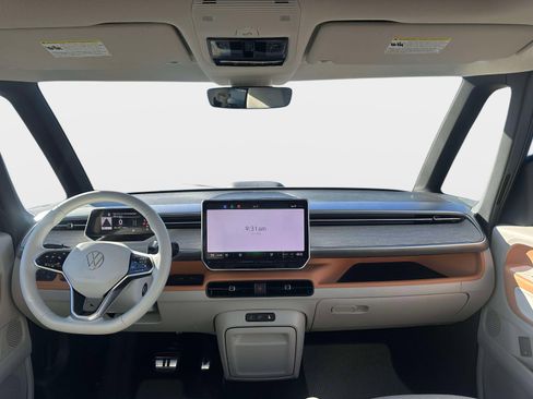 Used 2025 Volkswagen ID. Buzz 1st Edition image 10