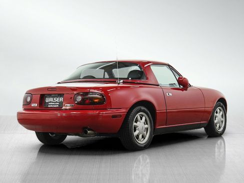 Used 1991 MAZDA MX-5 Miata RWD image 5