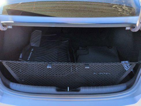 Certified 2025 Hyundai Elantra Limited image 36