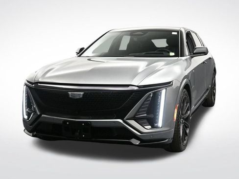 Used 2026 Cadillac Lyriq V w/ LPO, Floor Liner Package AWD/4WD image 8