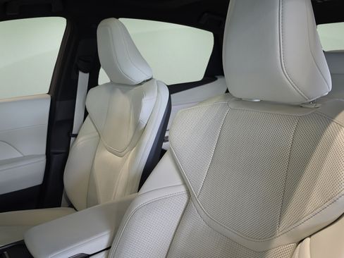 New 2026 Lexus ES 500e AWD/4WD image 16