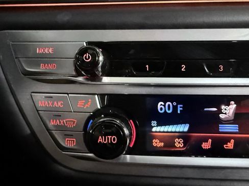 Used 2022 BMW 750Li xDrive AWD/4WD image 41