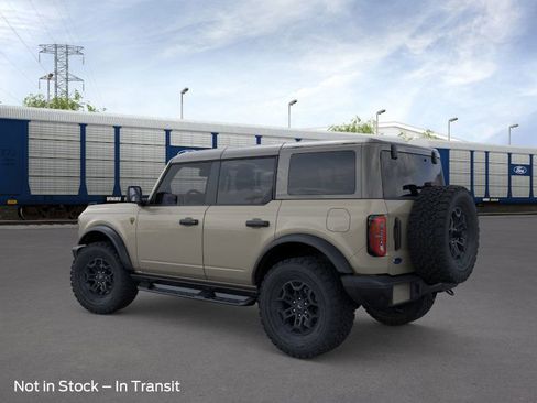 New 2026 Ford Bronco Badlands image 4