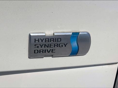 Used 2010 Toyota Prius Five image 9