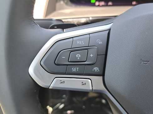 New 2026 Volkswagen Atlas SEL Premium R-Line AWD/4WD image 18