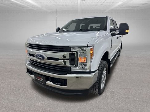 Used 2018 Ford F250 XLT image 6