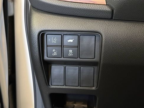 Used 2020 Honda CR-V Touring image 18