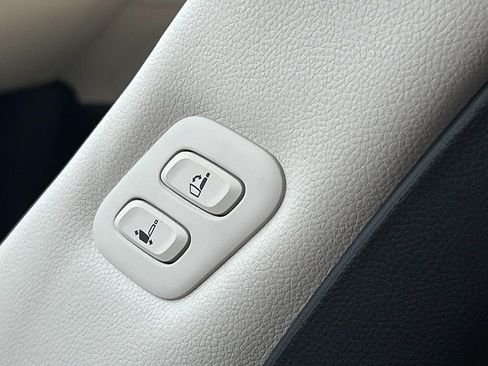 New 2026 Genesis GV70 2.5T Advanced image 24