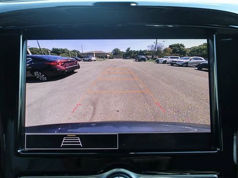 Used 2020 Chevrolet Traverse LS image 26