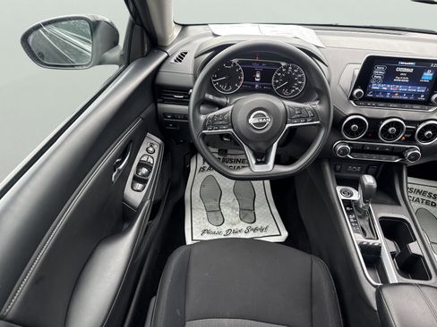 Used 2024 Nissan Sentra SV image 14