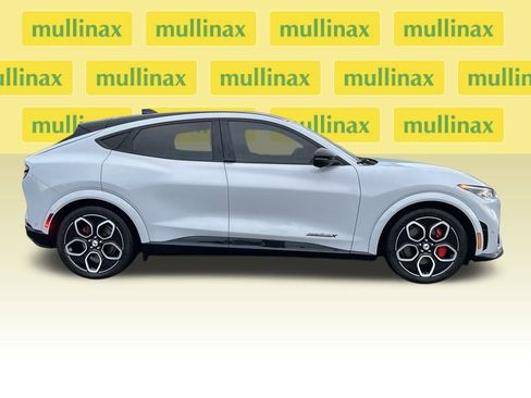 Certified 2022 Ford Mustang Mach-E GT image 2