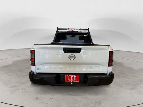 Used 2024 Nissan Frontier S w/ Technology Package RWD image 4