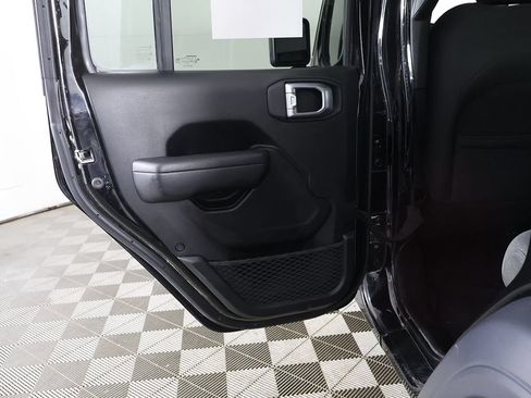 Used 2024 Jeep Wrangler Unlimited Sport AWD/4WD image 21