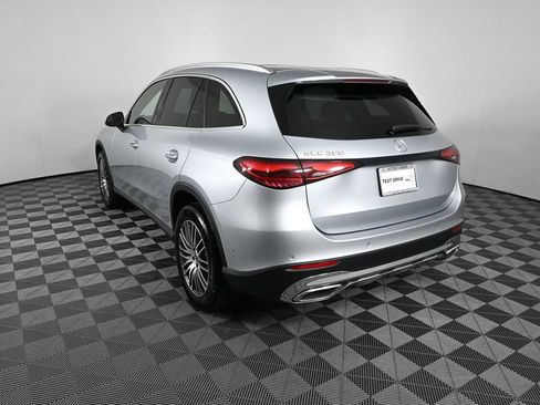 Certified 2026 Mercedes-Benz GLC 300 image 4
