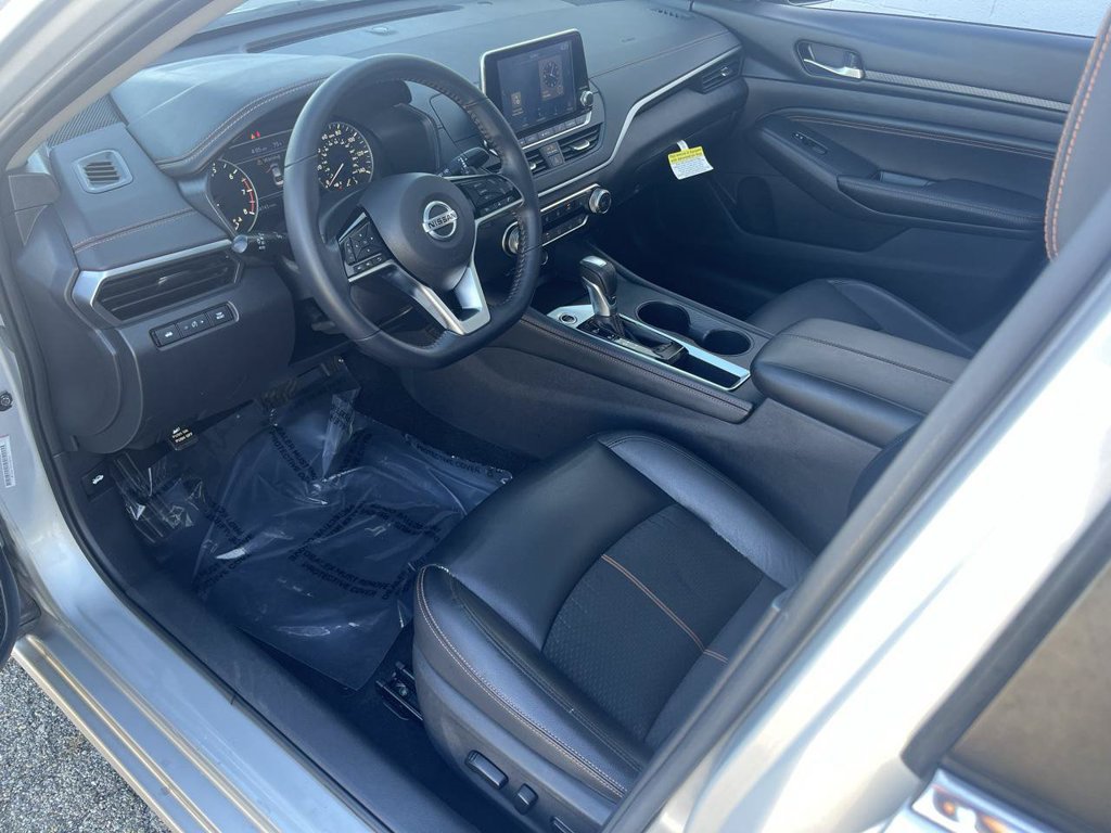 Used 2019 Nissan Altima 2.5 SR w/ SR Premium Package FWD image 18