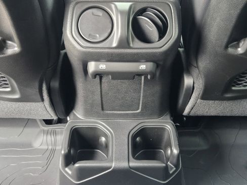 New 2026 Jeep Gladiator Sport AWD/4WD image 39