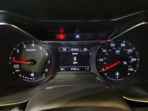 Used 2023 Chevrolet TrailBlazer LT FWD image 23