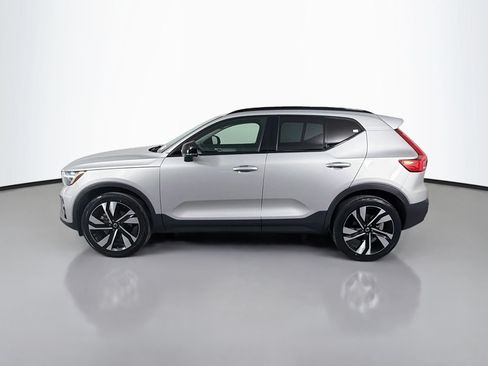 Certified 2023 Volvo XC40 B5 Plus w/ Protection Package Premier AWD/4WD image 9