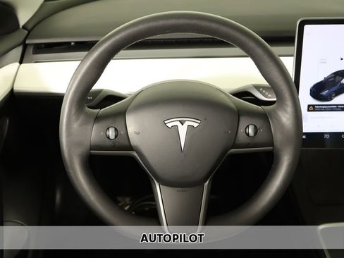 Used 2021 Tesla Model 3 Standard Range Plus RWD image 3