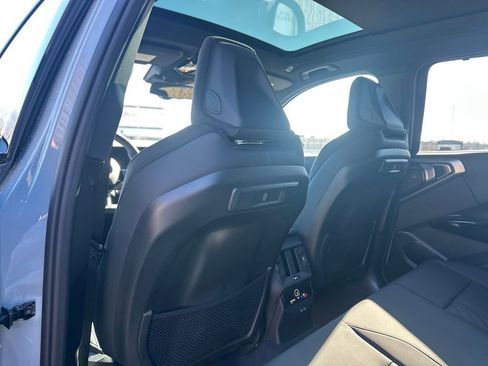 New 2026 BMW X3 M50 w/ Premium Package AWD/4WD image 23