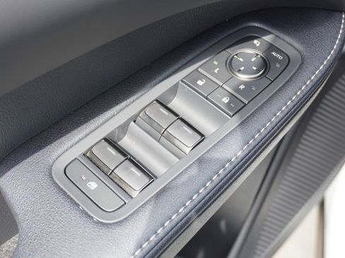 Used 2025 Lexus RX 350 Premium Plus w/ Accessory Package (Z1) FWD image 23