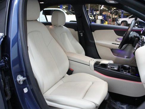 Used 2019 Mercedes-Benz A 220 image 24