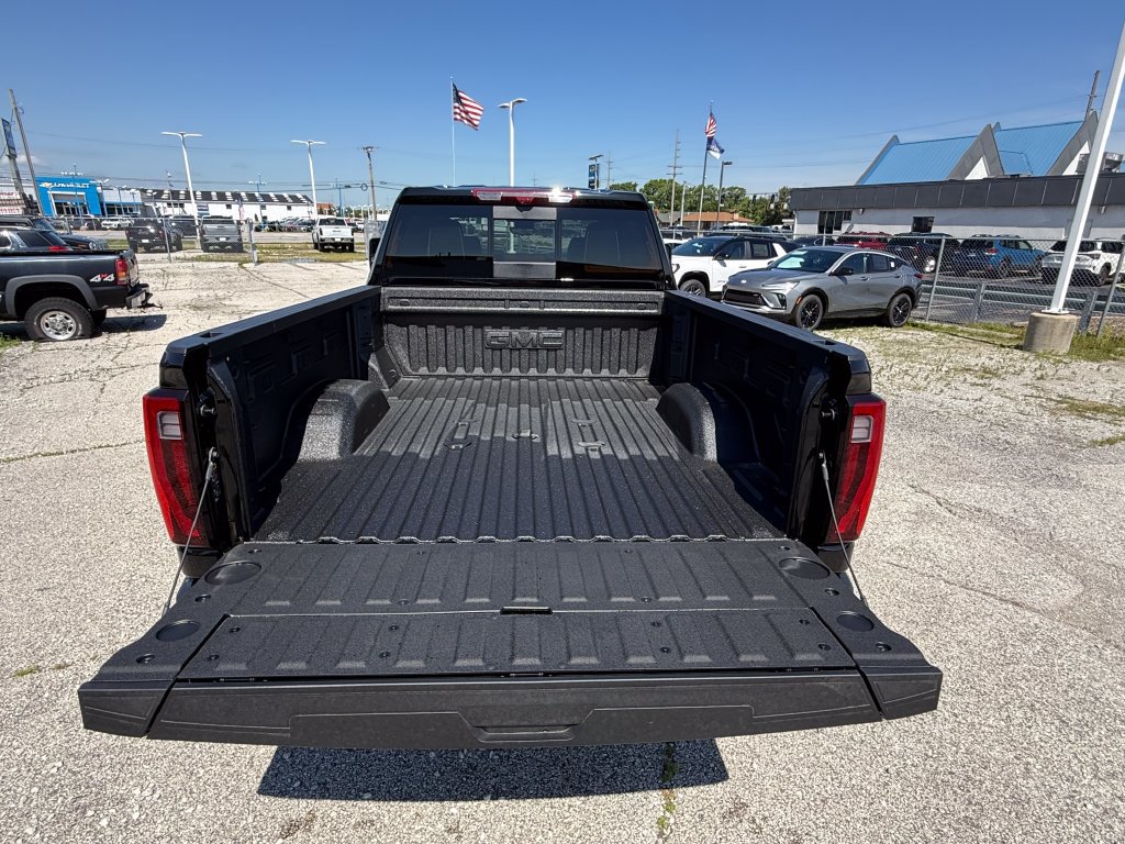 New 2026 GMC Sierra 2500 Denali Ultimate AWD/4WD image 13