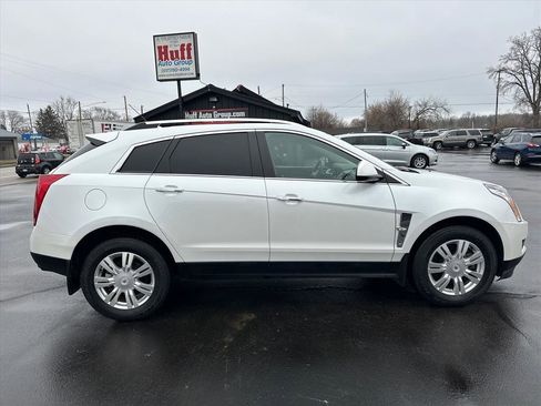 Used 2011 Cadillac SRX Luxury image 5