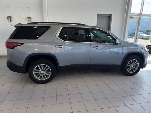Used 2023 Chevrolet Traverse LT AWD/4WD image 41