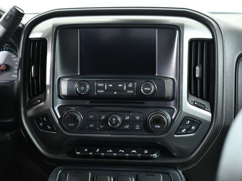 Used 2016 Chevrolet Silverado 1500 LTZ Z71 w/ LTZ Plus Package AWD/4WD image 9