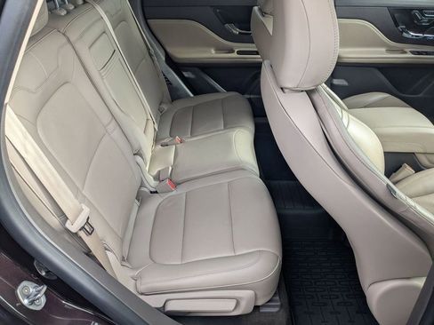 Used 2023 Lincoln Corsair Reserve image 19