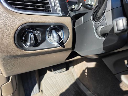 Used 2017 Porsche Macan image 15