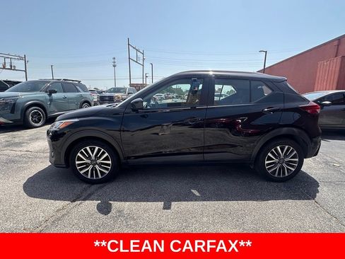 Used 2022 Nissan Kicks SV FWD image 2