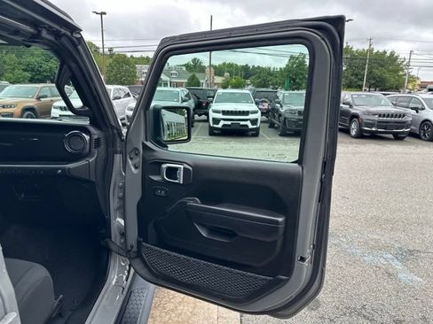 Certified 2023 Jeep Wrangler Unlimited Sport AWD/4WD image 12
