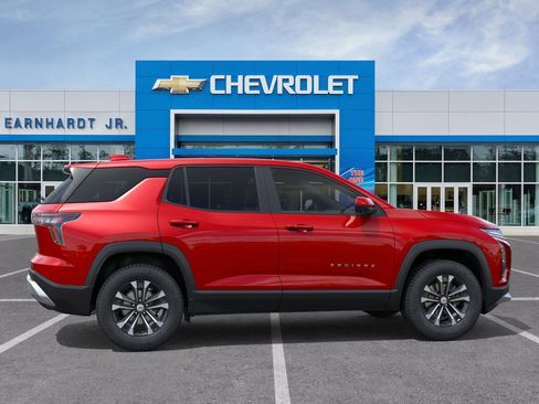 New 2026 Chevrolet Equinox LT image 7