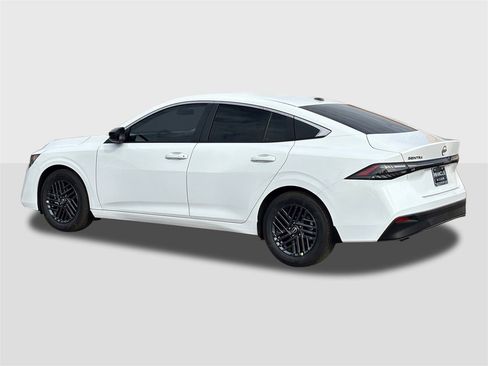 New 2026 Nissan Sentra SV image 3