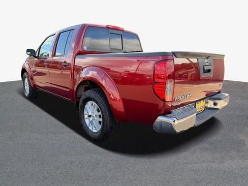 Used 2019 Nissan Frontier SV RWD image 2