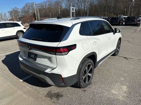 New 2026 Volkswagen Tiguan SE image 7