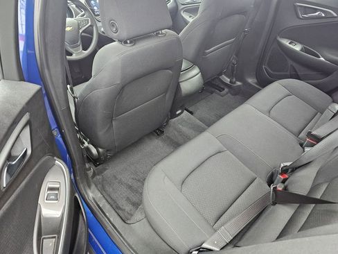 Used 2023 Chevrolet Malibu LS image 9