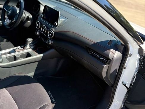 Used 2024 Nissan Sentra SR FWD image 14